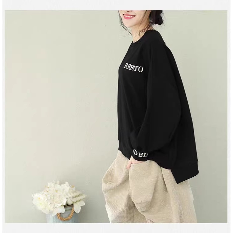 漾貝比【9155810】中大尺碼女裝 袖口領口英文印刷慵懶風織衣上衣(40-50)-細節圖7