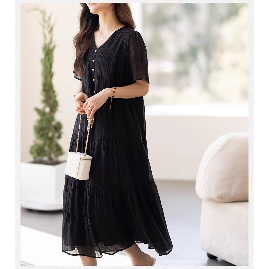 漾貝比【9155827】中大尺碼女裝 V領珍珠釦天絲混紡中長版A字洋裝(36-46)-細節圖3