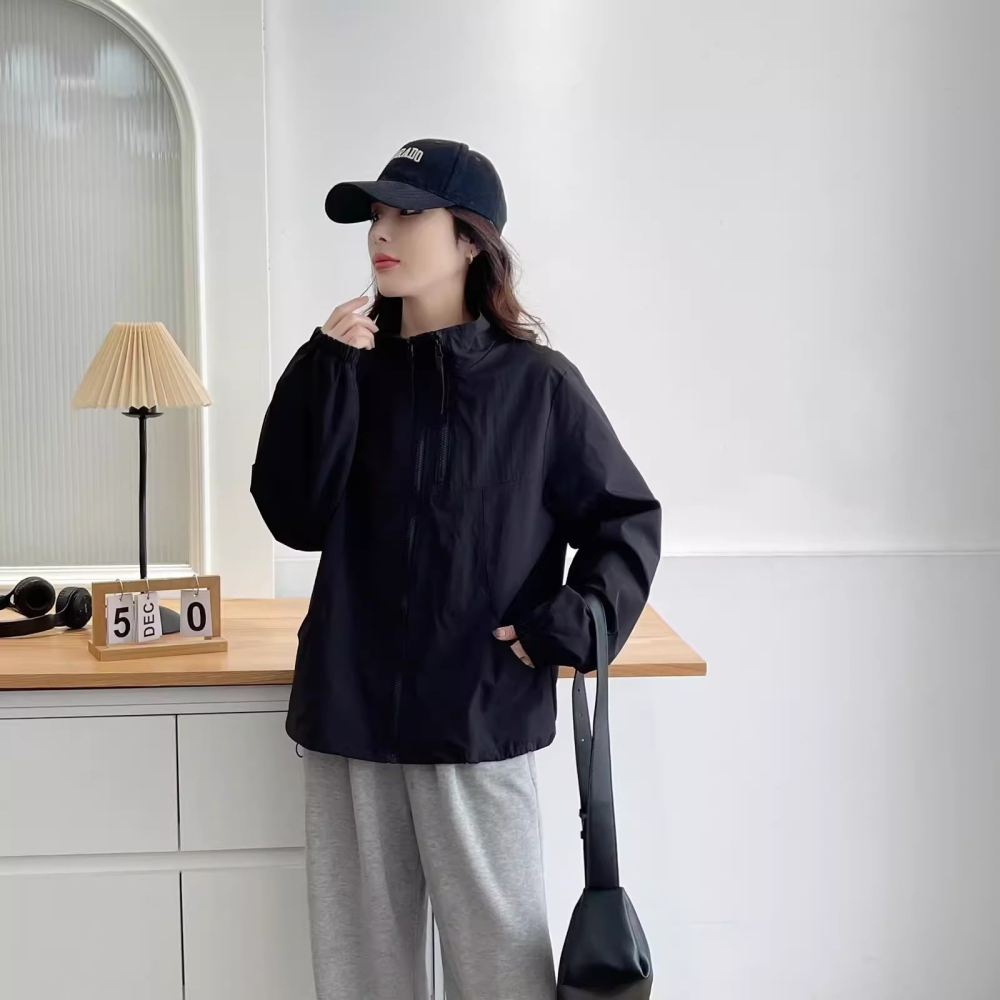 漾貝比【9155840】中大尺碼女裝 四季百搭立領防風防潑水衝鋒外套．共2色(38-53)-細節圖5