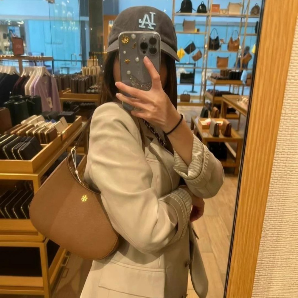 米婭美國代購 Tory Burch包包 手提包 鏈條包 托特包 信封包 單肩包 半月包 馬鞍包 腋下包 邮差包 側背包-細節圖2