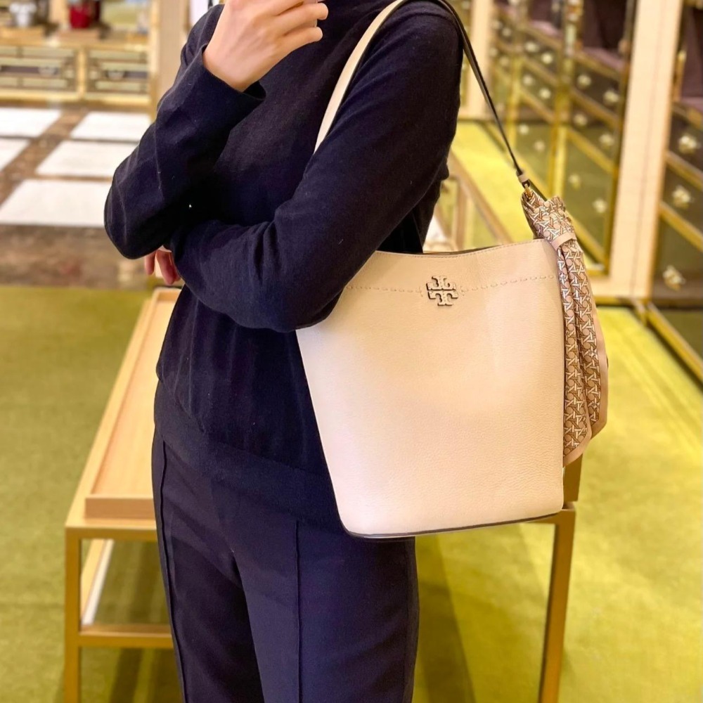 米婭美國代購 Tory Burch包包 水桶包 手提包 單肩包 側背包 tb托特包 斜背包 郵差包 斜跨包 公事包-細節圖3