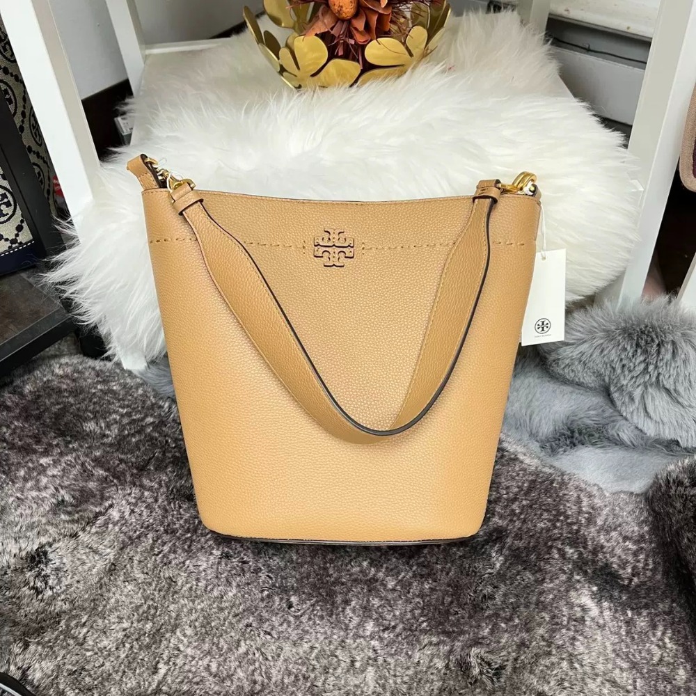米婭美國代購 Tory Burch包包 水桶包 手提包 單肩包 側背包 tb托特包 斜背包 郵差包 斜跨包 公事包-細節圖5