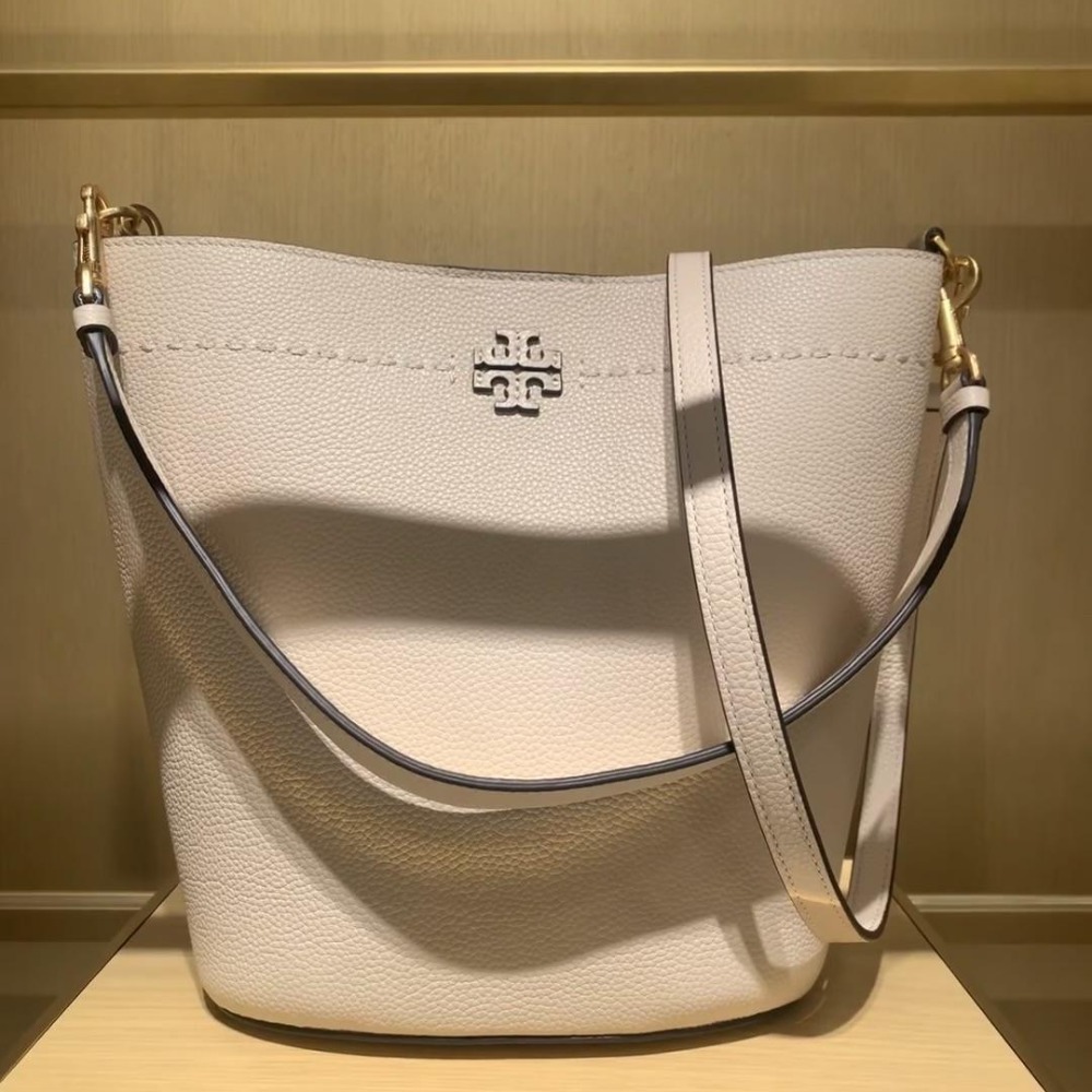米婭美國代購 Tory Burch包包 水桶包 手提包 單肩包 側背包 tb托特包 斜背包 郵差包 斜跨包 公事包-細節圖10