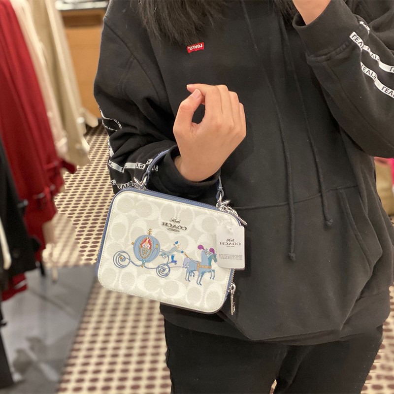 台灣美媽代購 COACH 蔻馳 包包 盒子包 斜背包 斜挎包 單肩包 側背包 手提包 化妝包 郵差包  時尚百搭斜挎包-細節圖2