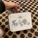 台灣美媽代購 COACH 蔻馳 包包 盒子包 斜背包 斜挎包 單肩包 側背包 手提包 化妝包 郵差包  時尚百搭斜挎包-規格圖11