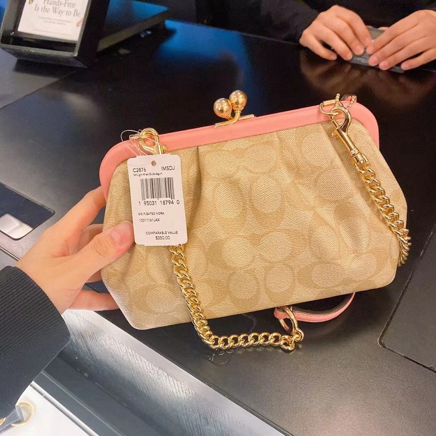 台灣美媽代購 COACH 蔻馳 包包 Nora Kisslock 吻鎖鏈條包 夾子扣 鏈條斜挎包 斜背包 復古手拿包-細節圖7