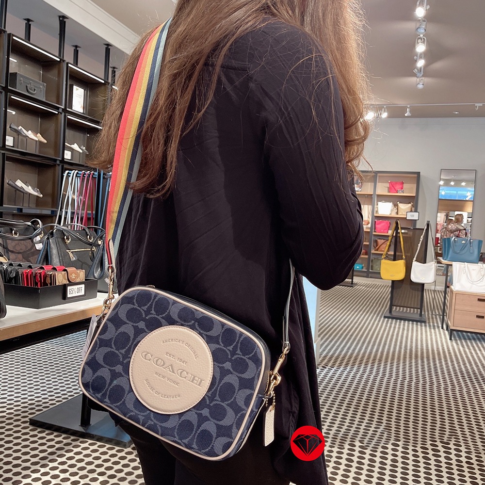 台灣美媽代購*美國直郵 蔻馳 包包 Dempsey 21系列 相機包 單肩包 斜挎包 側背包 手機包 學院風徽章款斜挎包-細節圖11