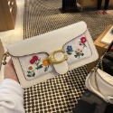 台灣美媽代購 COACH 蔻馳 包包 經典logo翻蓋斜挎包 酒神包 單肩包 斜挎包  腋下包 手提包 時尚拼色信封包-規格圖10