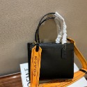台灣美媽代購 COACH 蔻馳 包包 斜挎包 單肩包 斜背包 郵差包 托特包 CASHIN CARRY款 百搭簡約手提包-規格圖11