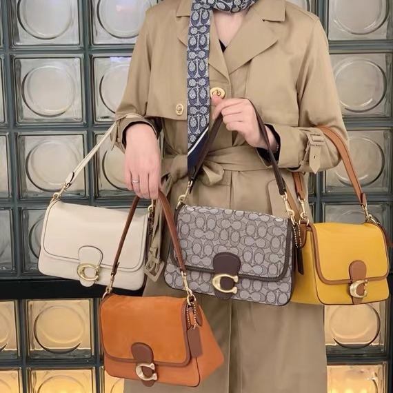 台灣美媽代購 COACH 蔻馳 包包 斜挎包 單肩包 郵差包 腋下包 酒神包 信封包 手提包 soft tabby女包-細節圖2