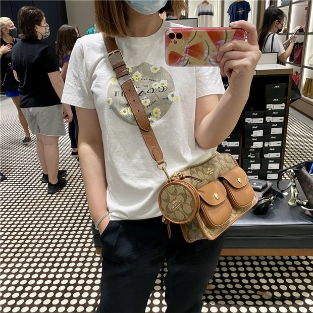 台灣美媽代購 COACH 蔻馳 包包 斜挎包 單肩包 斜背包 郵差包 機車包 零錢包 三合一郵差包 時尚百搭簡約斜挎包-細節圖5