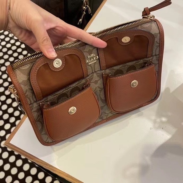 台灣美媽代購 COACH 蔻馳 包包 斜挎包 單肩包 斜背包 郵差包 機車包 零錢包 三合一郵差包 時尚百搭簡約斜挎包-細節圖7