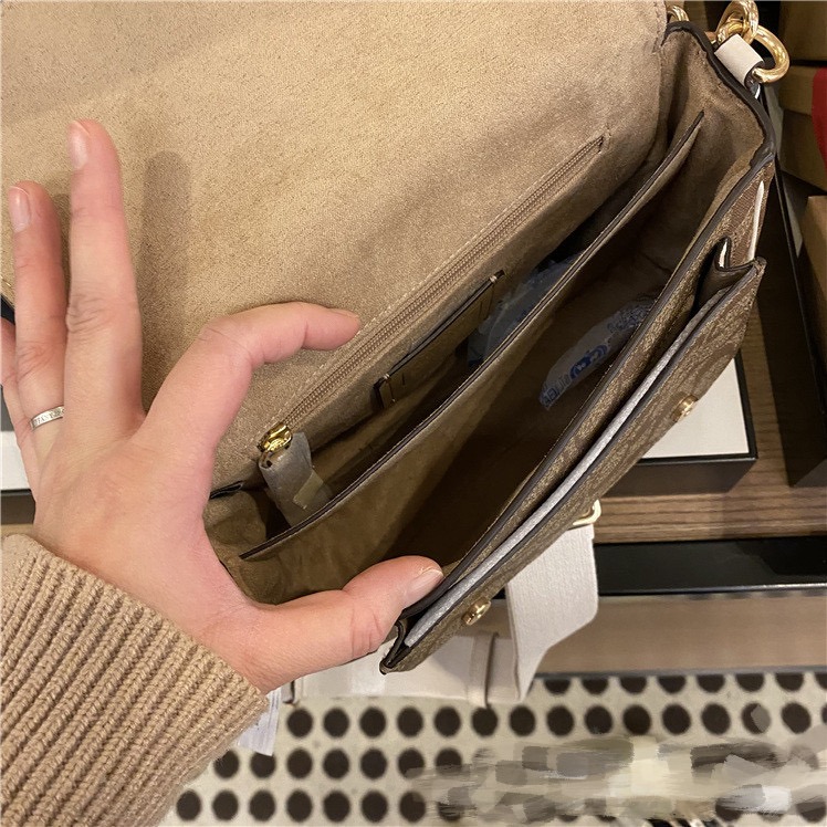 台灣美媽代購 COACH 蔻馳 包包 斜挎包 斜背包 郵差包 小公文包 單肩斜挎包 翻蓋印花搭扣斜挎包 時尚百搭簡約-細節圖10