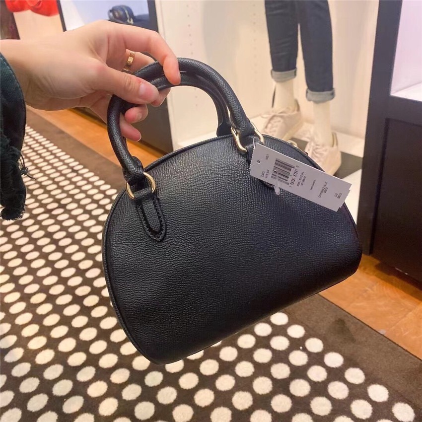 台灣美媽代購 COACH 蔻馳 包包 斜挎包 手提包 貝殼包 枕頭包 半月包 斜挎手提包 時尚百搭簡約款單肩斜挎包-細節圖9