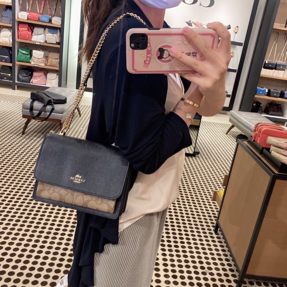 台灣美媽代購 COACH 蔻馳 包包 單肩包 斜挎包 手提包 斜背包 鏈條包 風琴包 翻蓋單肩斜挎包 時尚百搭簡約斜挎包-細節圖4