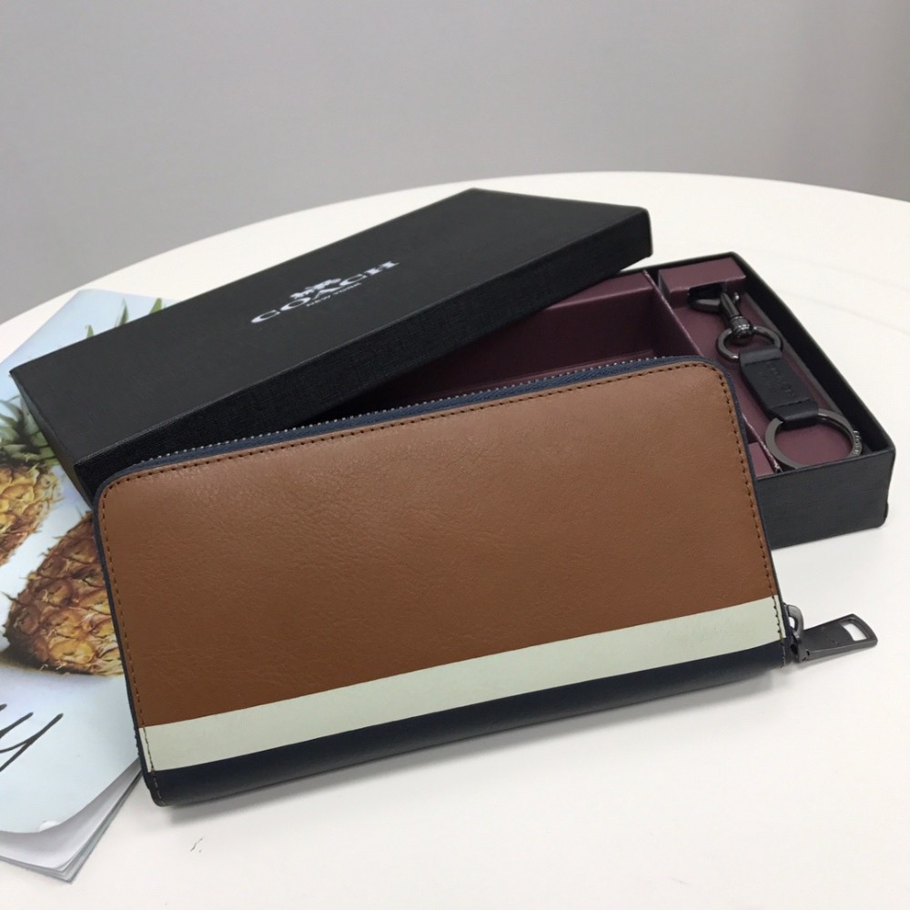 台灣美媽代購 COACH 蔻馳 長夾 短夾 經典老花拉鏈長夾 長款錢包 拉鏈夾 零錢包 男款手拿包 卡夾 信用卡夾-細節圖8