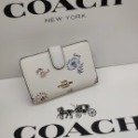 台灣美媽代購 COACH 蔻馳 皮夾 中夹 短夹 拉鏈零錢包 卡夾 信用卡夾 經典C紋中夾 防刮按扣對折中夾 時尚真皮女-規格圖10