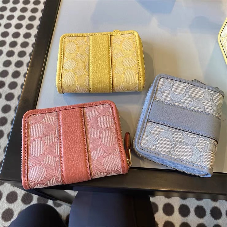 台灣美媽代購 COACH 蔻馳 皮夾 長夾 時尚女生錢包 拉鏈對折短夾  馬卡龍配色零錢包  LONNIE帆布提花錢夾-細節圖9