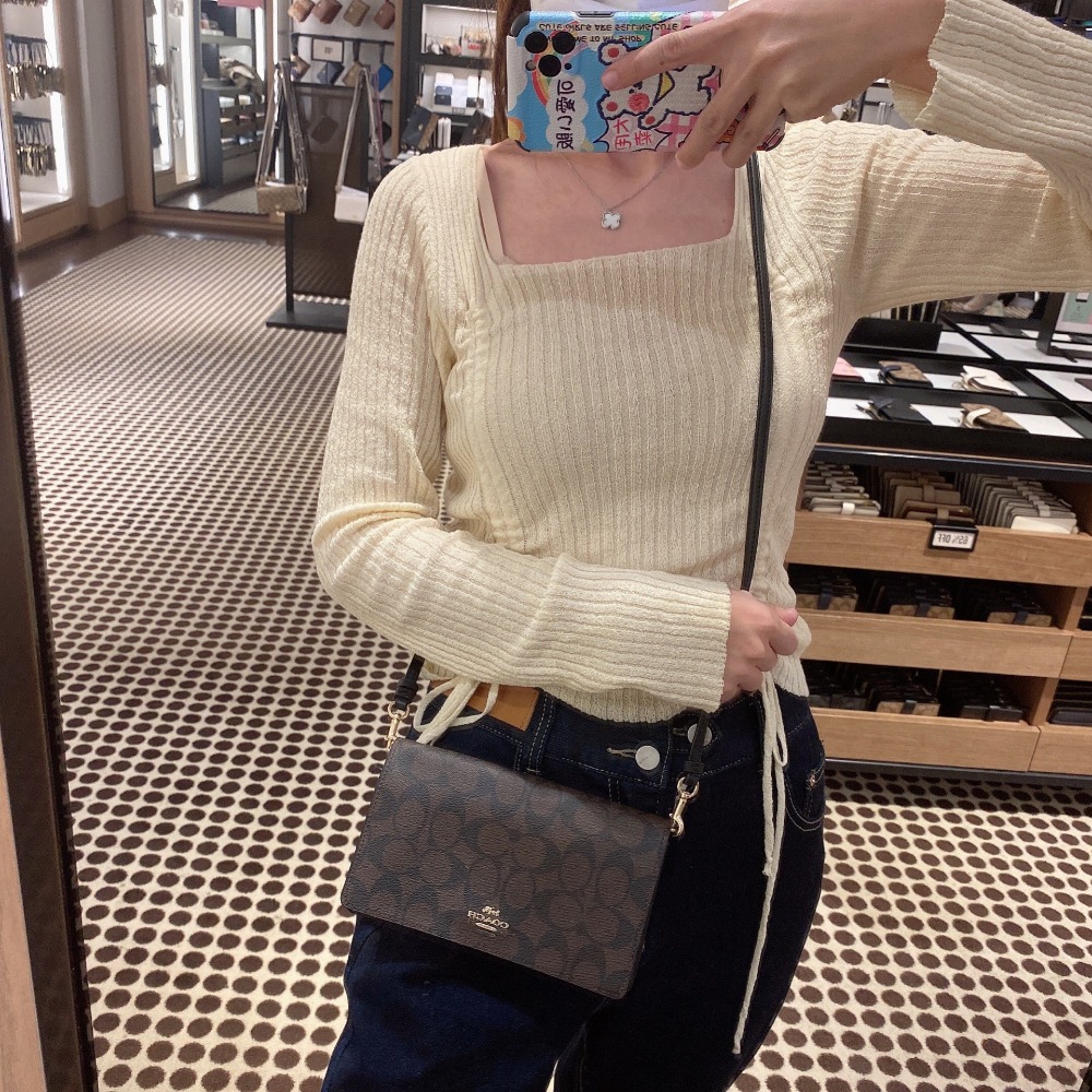 台灣美媽代購 COACH 蔻馳 包包 單肩包 斜挎包 斜背包 手提包 信封包 woc女包 馬鞍包 小方包 時尚簡約百搭款-細節圖2