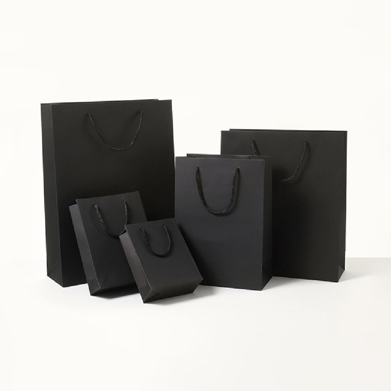 黑色手提紙袋 黑色紙袋 手提紙袋 紙袋 直式紙袋 橫式紙袋 禮品袋 手提袋 包裝袋 禮物袋 袋子【SN0398】-細節圖6