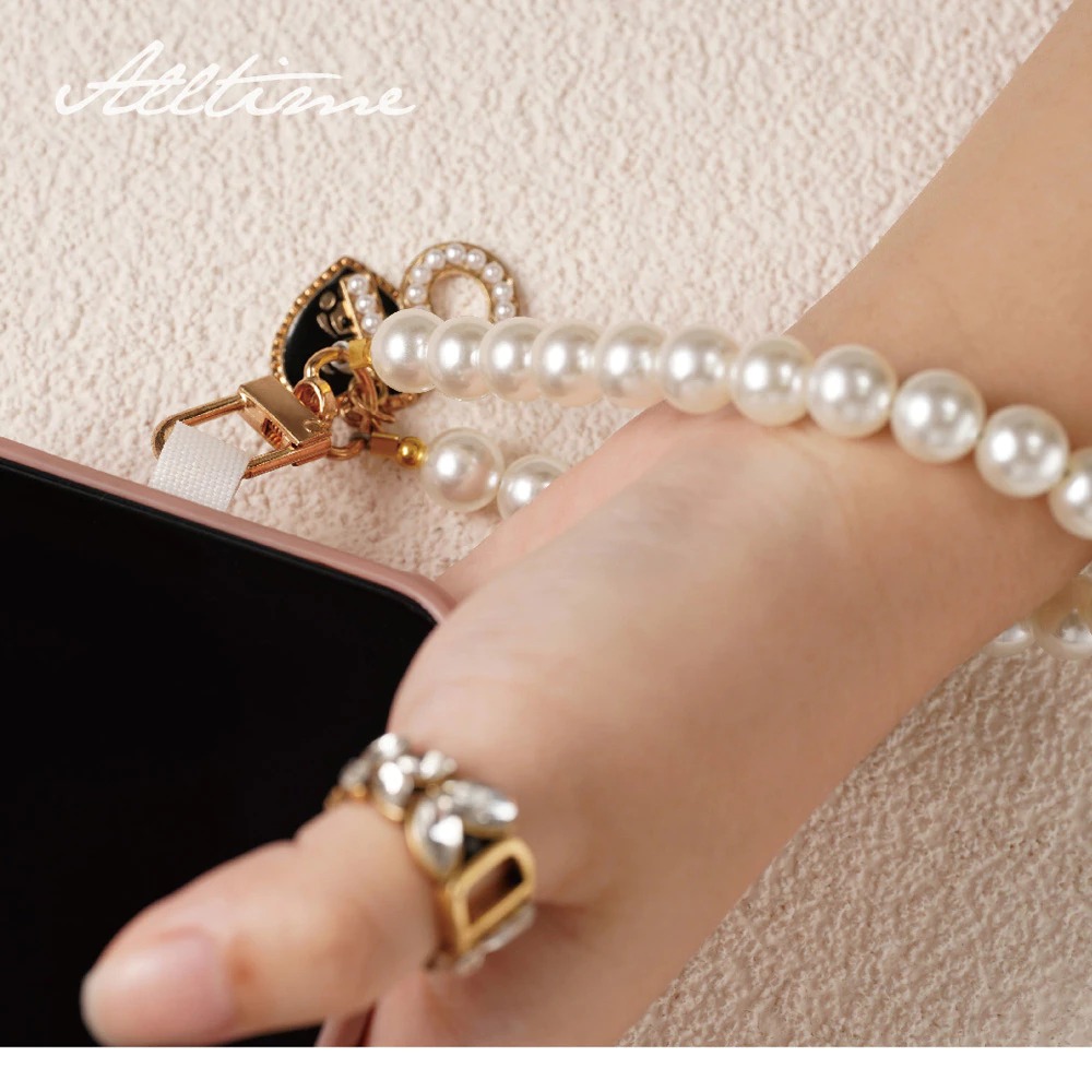 【AllTime】愛心小熊珍珠短繩腕帶手機掛繩 (附手機夾片) 手機腕繩 手機吊繩 手機繩-細節圖6