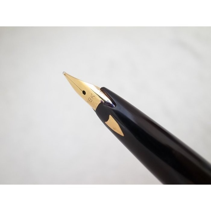C022 寫樂 日本製 黑桿短鋼筆 18k 中字尖(8成新)-細節圖3