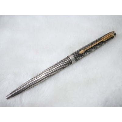 C032 1970s 派克 美國製 凹頂75純銀格子原子筆(7成新有一個微小凹痕)