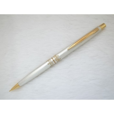 B180 百樂 日本製 銀色花紋烤漆自動鉛筆0.5mm(9.5成新)(天頂按壓式)