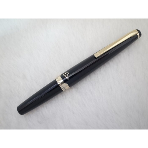 B816 1970s 百樂 日本製 黑桿短鋼筆 18k F尖(粗桿)(7成新天頂微小退漆)