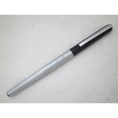 A908 美麗的 1970s 萬寶龍 德國製 全鋼1120 極細字尖 鋼筆(8成新有刻字)