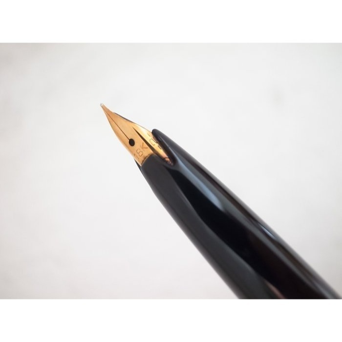 C381 典雅的 寫樂 日本製 黑桿短鋼筆 18k細字尖(9成新)(全金屬)-細節圖3