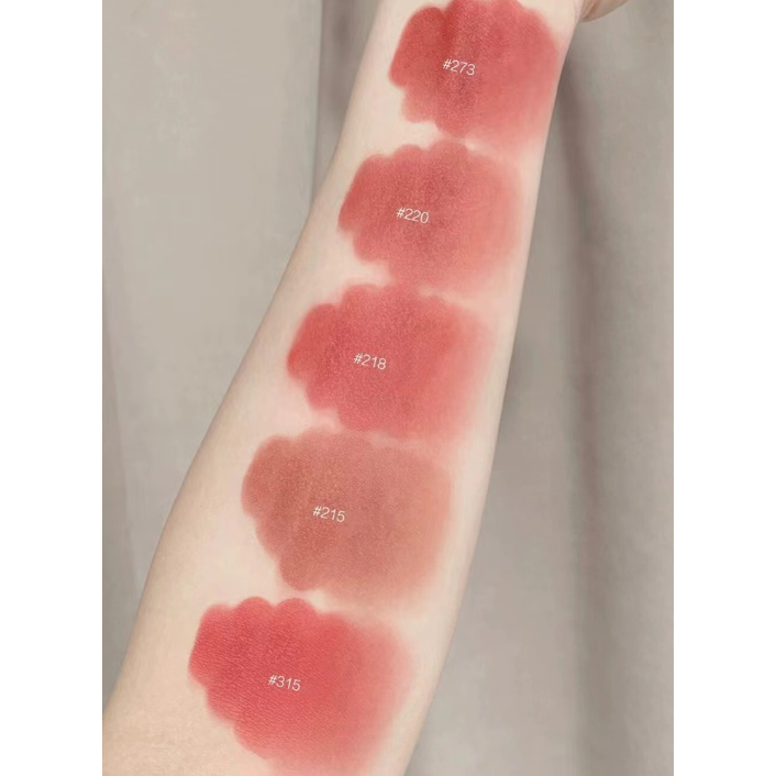 ✿LANCOME 蘭蔻✿ 絕對完美柔霧唇膏 粉紅小蠻腰 粉金管 全新3.4g正貨 霧面唇膏-細節圖2