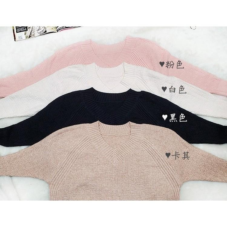 【台灣現貨】修身V領長袖針織衫 蝙蝠袖寬鬆針織毛衣上衣 /許願花園-細節圖9