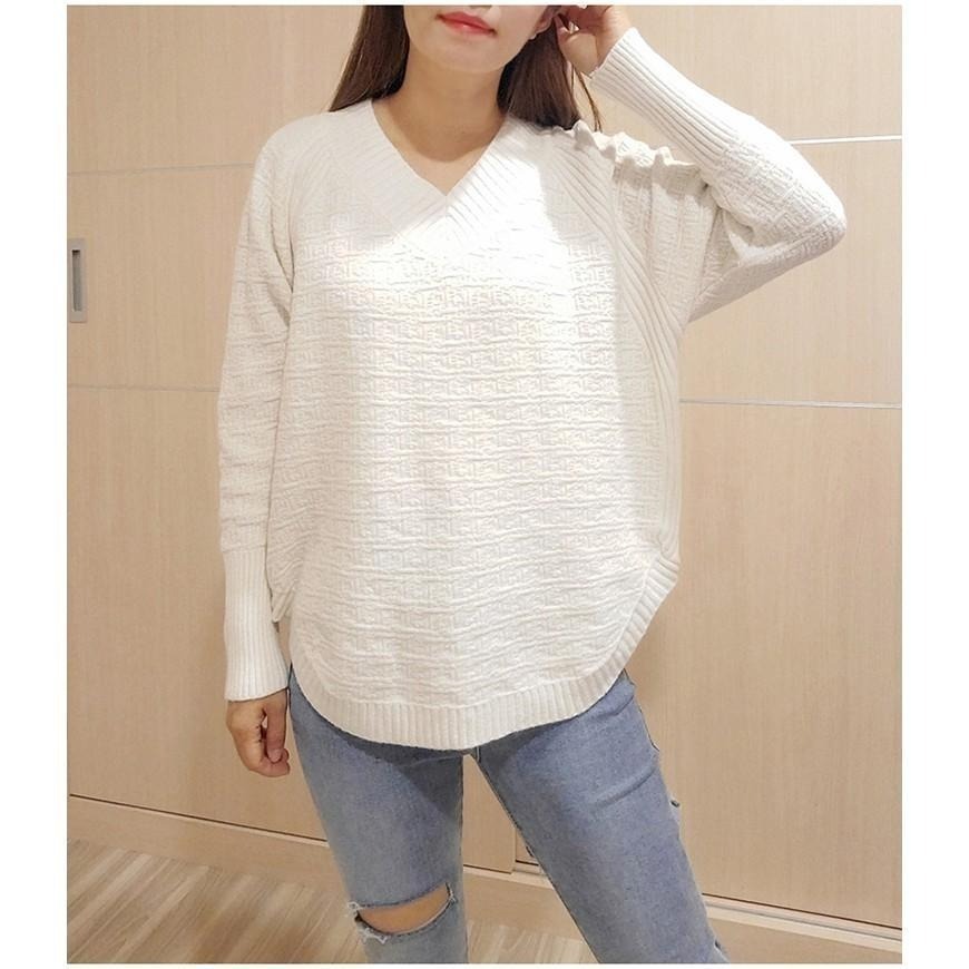 【台灣現貨】修身V領長袖針織衫 蝙蝠袖寬鬆針織毛衣上衣 /許願花園-細節圖2