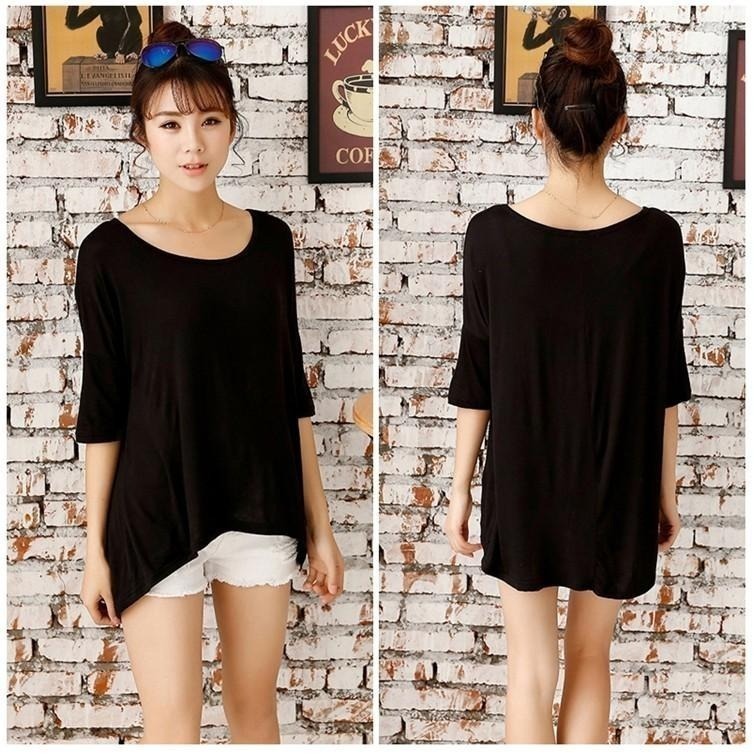 【台灣現貨】莫代爾T恤 女五分袖寬鬆素色前短後長大碼打底衫 蝙蝠衫 /許願花園-細節圖4