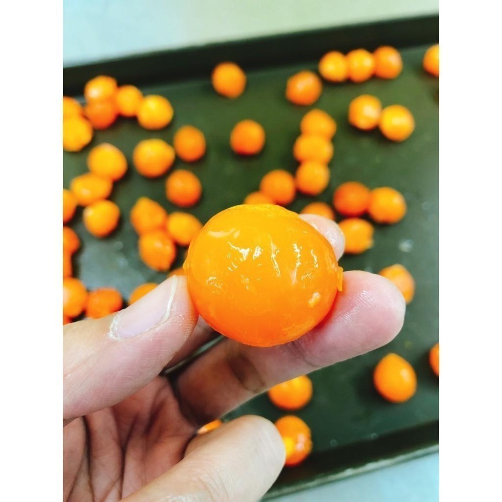 上豐蛋品-特選頂級冷凍鹹蛋黃 1箱內含200顆-大廠名師都在用-端午節中秋節金沙系列好幫手-快速出貨中-細節圖4