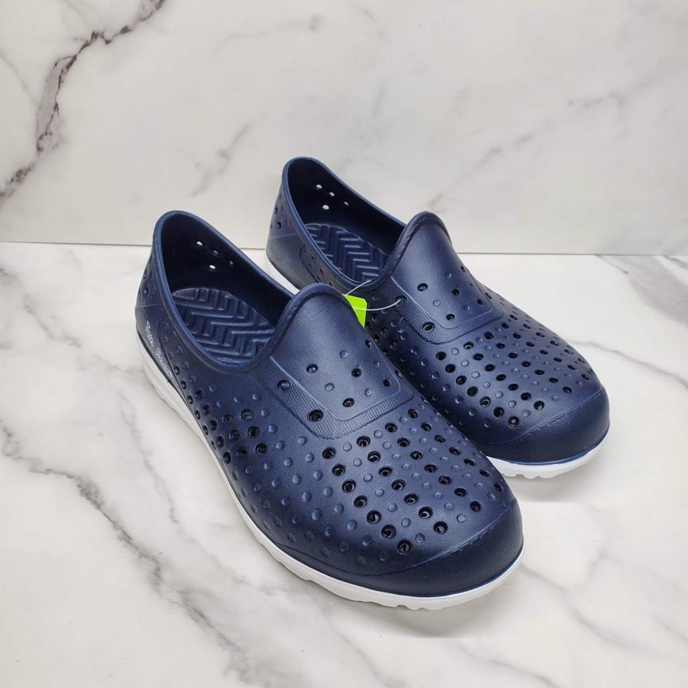 熱銷百搭🔝防水洞洞鞋 無臭 海灘休閒鞋 小白鞋 柔軟親膚 超輕量洞洞鞋 雨鞋 溪邊水鞋-細節圖4