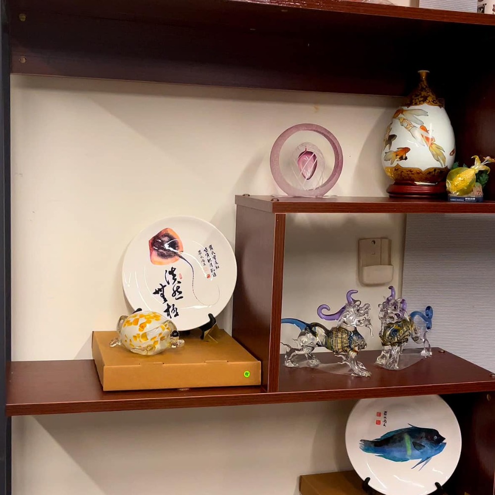 嚴尚文大師製作魚拓藝術餐盤  優惠價880/個.選擇編號1-66與數目-細節圖6