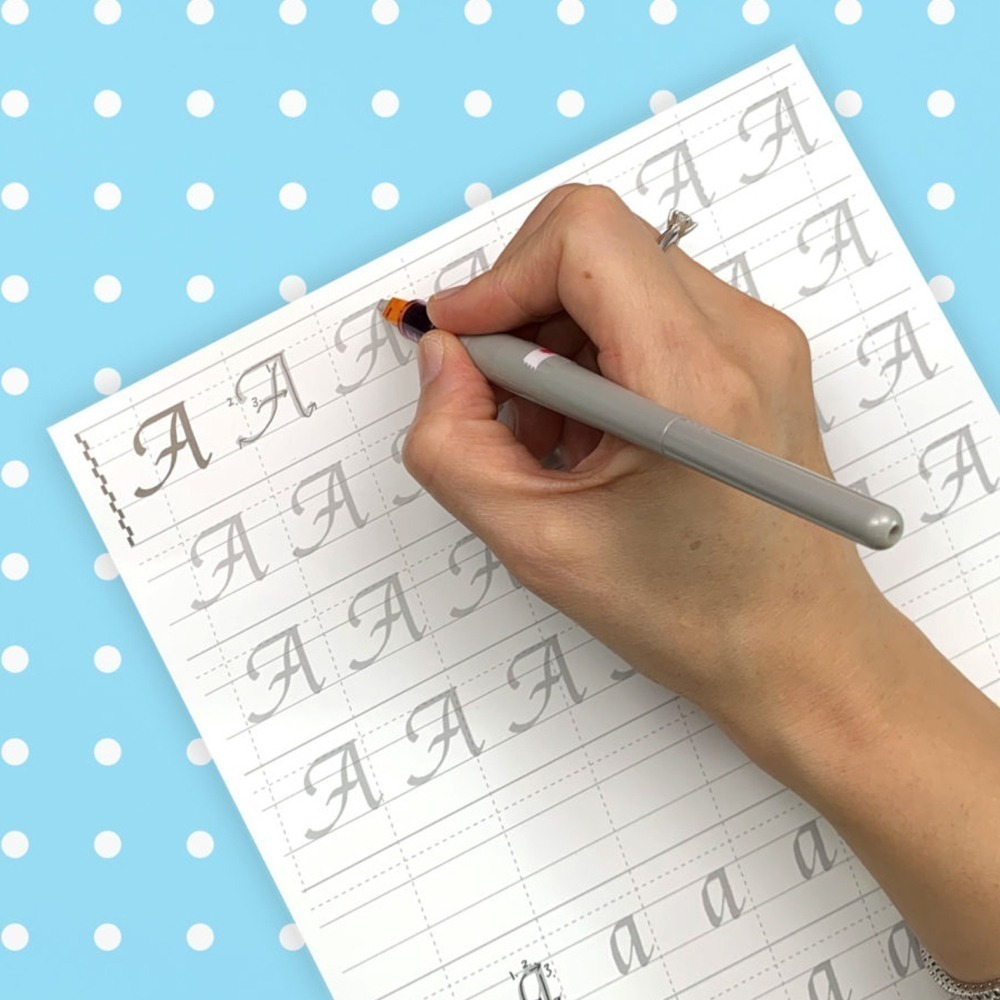 台灣 筆尖溫度 英文書法手寫字帖: 義大利體-細節圖3