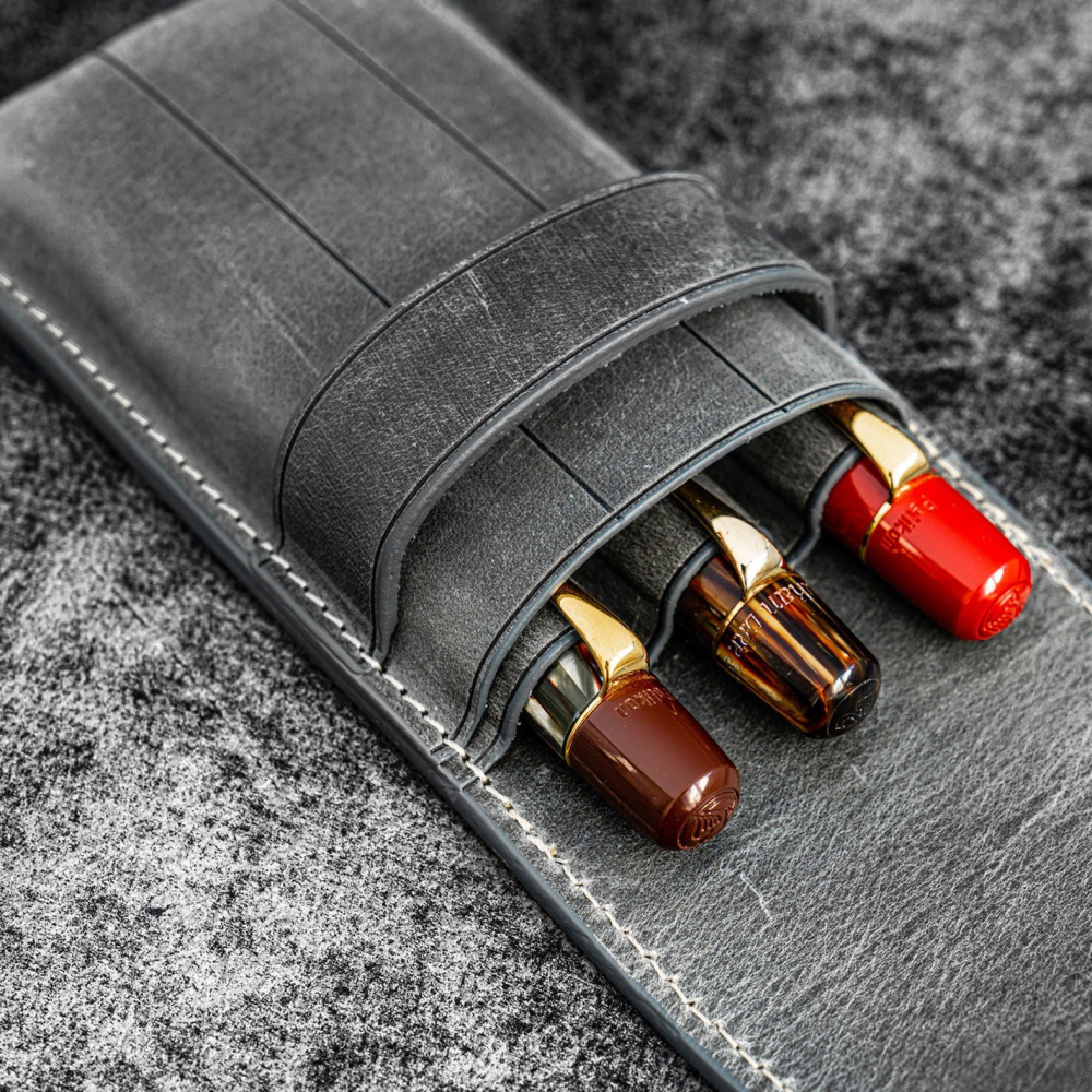 土耳其 GALEN LEATHER 3支入上掀式筆袋: 煙灰色-細節圖3