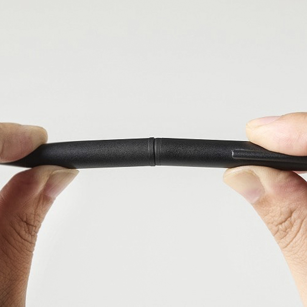 日本 紀寺商事 KITERA Side Knock 中折式出芯原子筆: 全黑-細節圖4