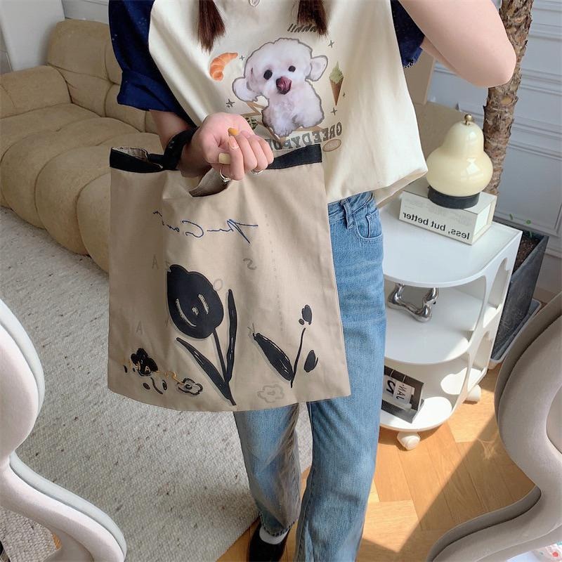 質感韓版印花帆布包 新款繪畫款手提單肩兩用包 托特包 大學生單肩包 百搭時尚造型 撞色背帶很特別 文青風小清新 鬱金香🌷-細節圖5