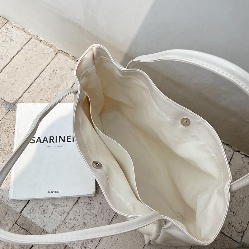 韓國設計款PU單肩包 新款手提大包托特包小眾設計 百搭 大容量 休閒 軟皮質感 A4可放入 公事包-細節圖8