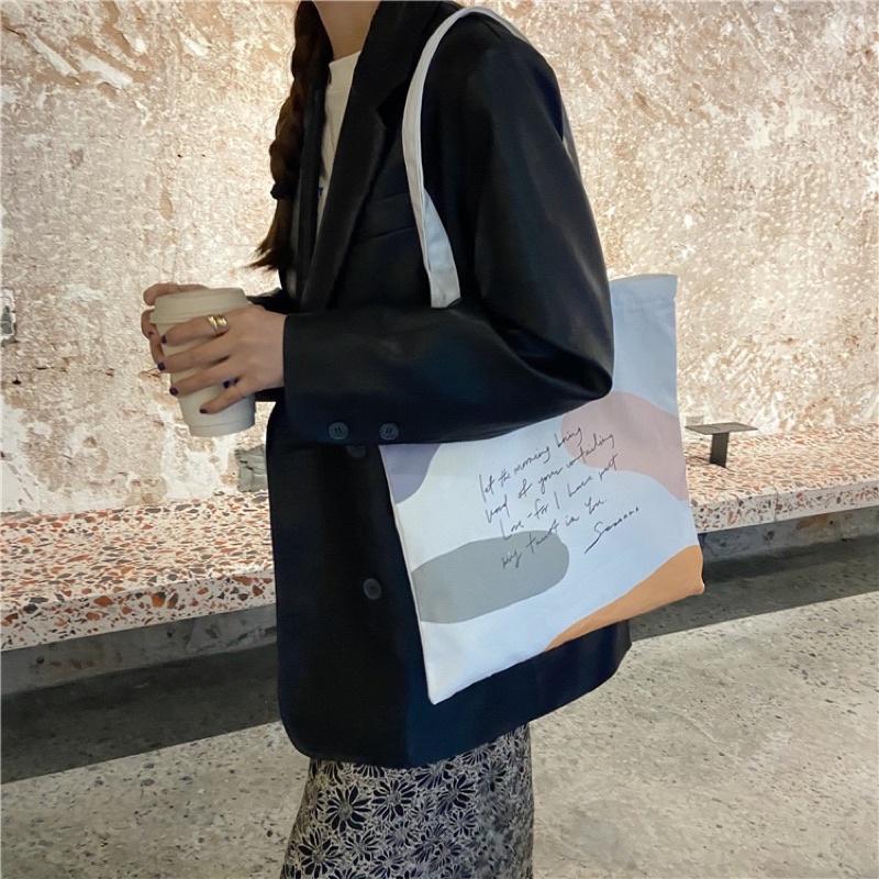 韓版小眾設計帆布包 色塊印花造型水彩盤 撞色小清新文藝單肩包簡約學生彩色印花手提袋 百搭 繽紛好看 草寫英文字 拉鍊封口-細節圖3