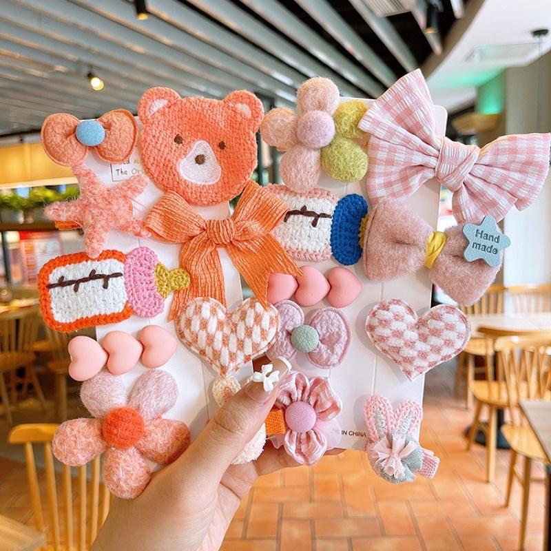 新款毛絨兒童蝴蝶結髮夾9件組 不傷髮 超可愛 小熊毛線編織髮夾 瀏海夾 邊夾 波點愛心髮飾 小花 奶瓶-細節圖5