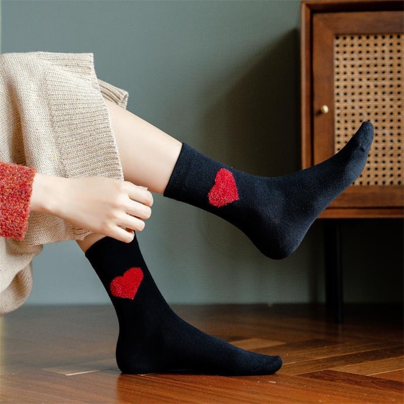 B854｜愛心款 聖誕款 潮流襪  愛心 棋盤格子中筒襪 學院風潮襪 純色中筒襪 中筒襪 保暖愛心襪xiami-細節圖4