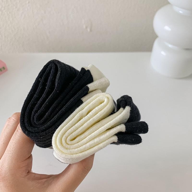 B854｜ 黑白山茶花中筒襪 花朵山茶花刺繡襪子 中筒襪 襪子 小清新襪子xiami-細節圖9