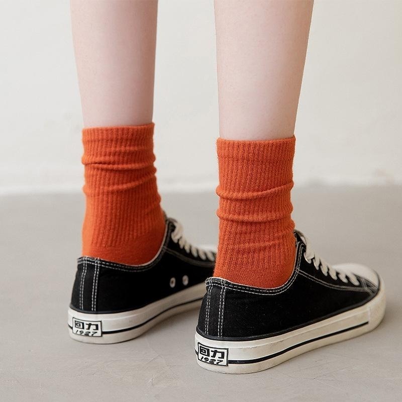 B825｜襪子女中筒 秋冬素色中筒襪棉襪 堆堆襪 日系彩色襪 學院風中筒襪 潮流 耐穿-細節圖7