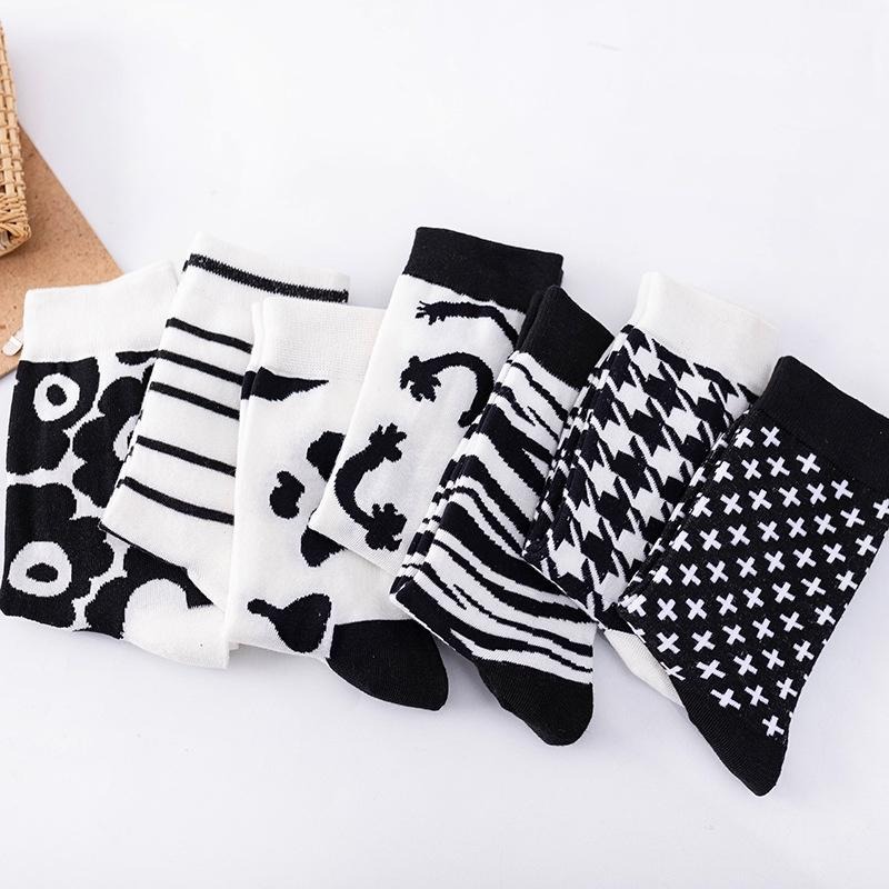 B854｜ 中性乳牛斑馬圓點圖案黑白撞色中筒襪 情侶百搭運動襪 潮流長襪 終統襪 黑白襪xiami-細節圖5