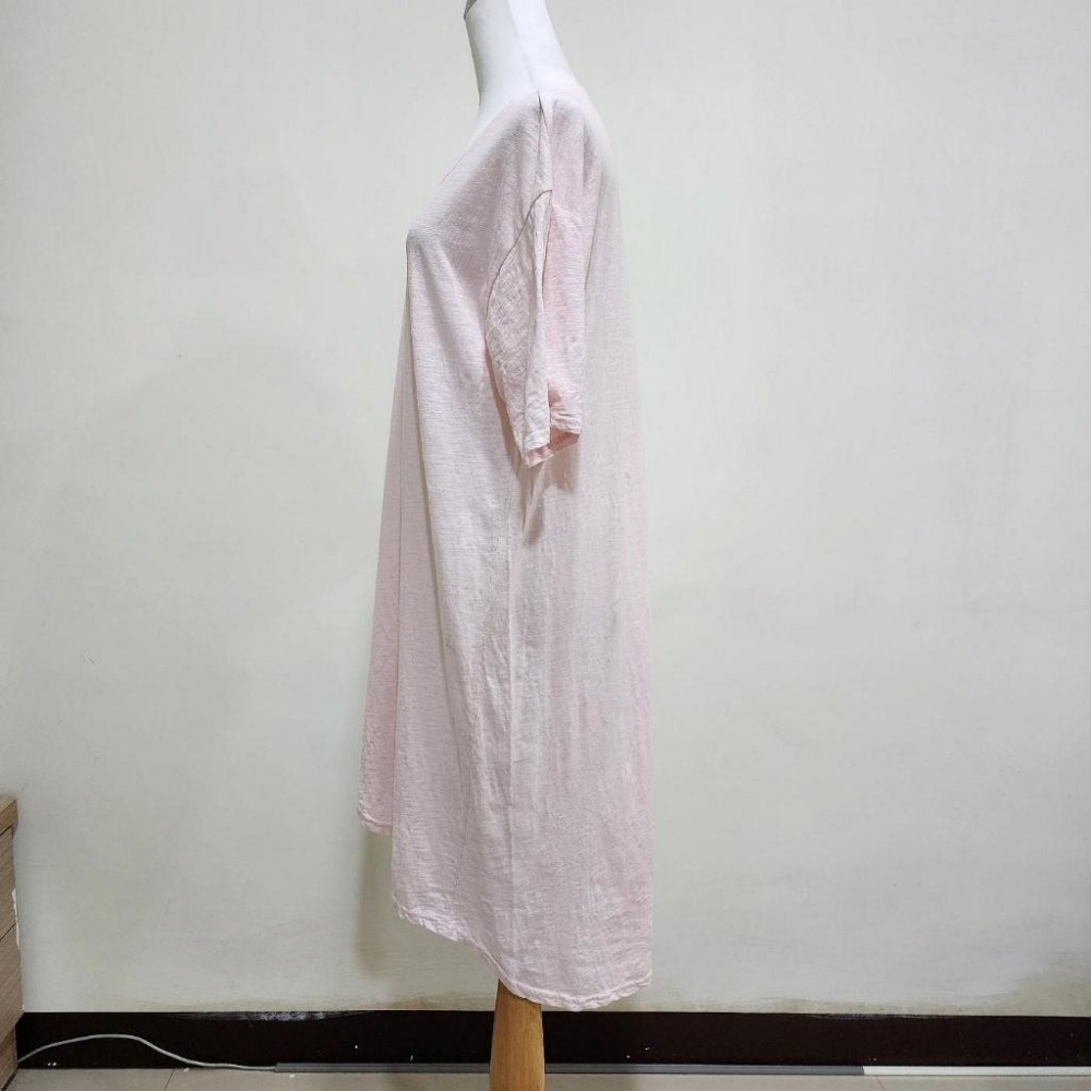 °☆ 珮齊精品舖 ☆° 正韓-THE SEASON粉色素面短袖休閒款造型長版棉T-細節圖2